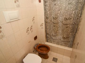 Departamento con patio en zona Sur