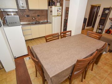 Departamento con patio en zona Sur