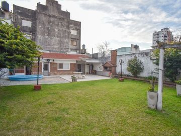 Departamento con patio en zona Sur