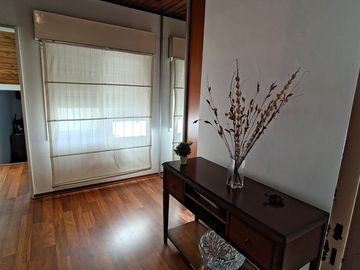 TRIPLEX EN VENTA DE 4 AMBIENTES RAMOS MEJIA