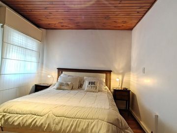 TRIPLEX EN VENTA DE 4 AMBIENTES RAMOS MEJIA