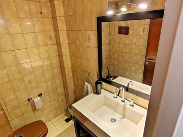 TRIPLEX EN VENTA DE 4 AMBIENTES RAMOS MEJIA