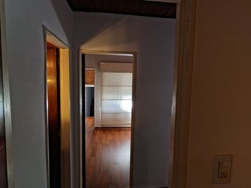 TRIPLEX EN VENTA DE 4 AMBIENTES RAMOS MEJIA
