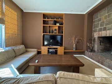 Casa en venta barrio pueyrredon 4 habitaciones