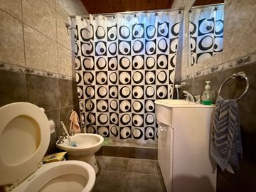 OPORTUNIDAD! CASA CON PILETA EN FUNES TOWN!