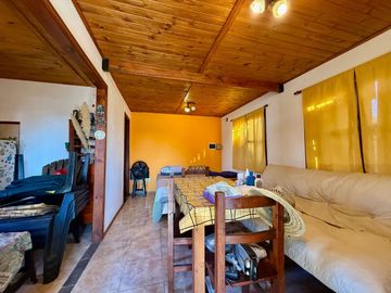 OPORTUNIDAD! CASA CON PILETA EN FUNES TOWN!