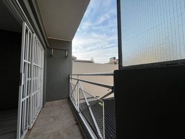 Venta monoambiente Villa Pueyrredón balcón