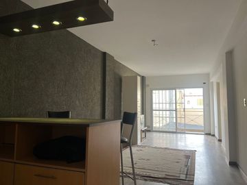 Venta monoambiente Villa Pueyrredón balcón
