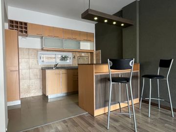 Venta monoambiente Villa Pueyrredón balcón