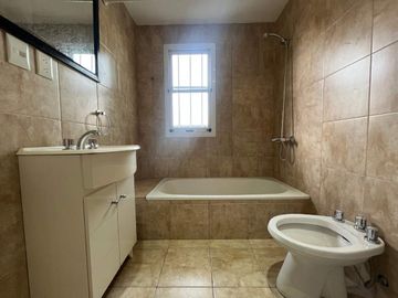 Venta monoambiente Villa Pueyrredón balcón