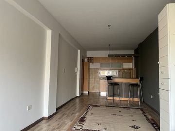 Venta monoambiente Villa Pueyrredón balcón