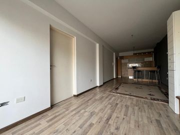 Venta monoambiente Villa Pueyrredón balcón