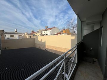 Venta monoambiente Villa Pueyrredón balcón