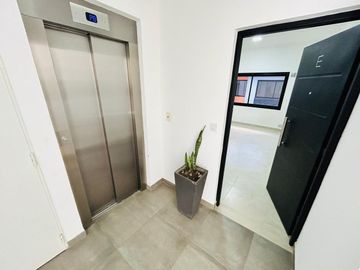 Departamento a estrenar con cochera venta Banfield