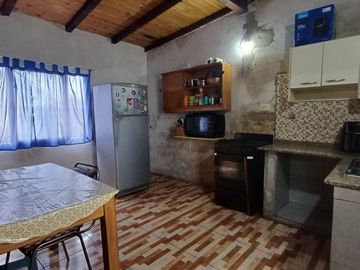 Casa 7 ambientes venta Lanus Oeste