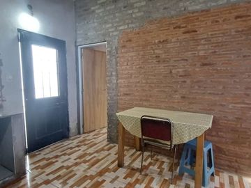 Casa 7 ambientes venta Lanus Oeste