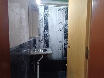 Casa 7 ambientes venta Lanus Oeste