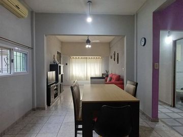 Casa 7 ambientes venta Lanus Oeste