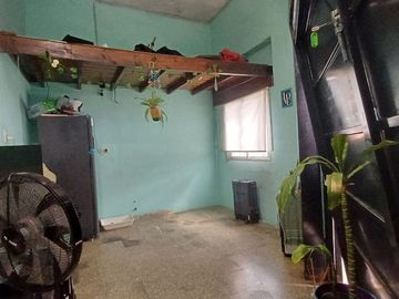 Casa 7 ambientes venta Lanus Oeste