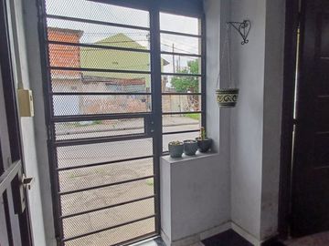 Casa 7 ambientes venta Lanus Oeste