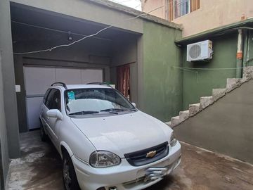 Casa 7 ambientes venta Lanus Oeste