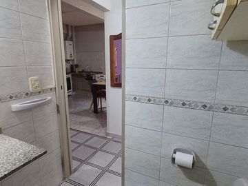 Casa 7 ambientes venta Lanus Oeste