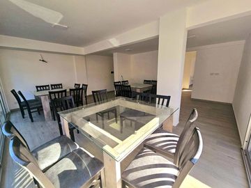 VENTA DEPTO 2 AMB FRENTE ITUZAINGO NORTE C COCHERA