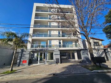 VENTA DEPTO 2 AMB FRENTE ITUZAINGO NORTE C COCHERA