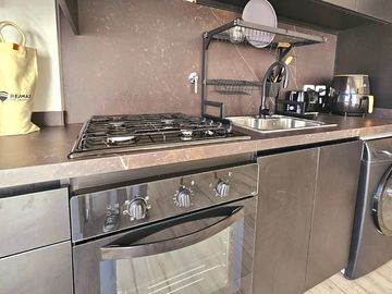 VENTA DEPTO 2 AMB FRENTE ITUZAINGO NORTE C COCHERA