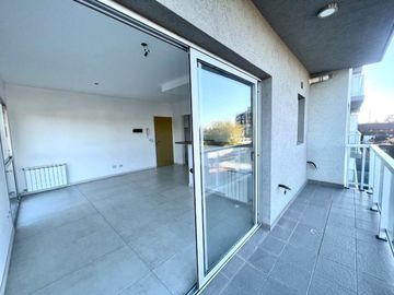 VENTA DEPTO ITUZAINGO NORTE 2AMB BALCON