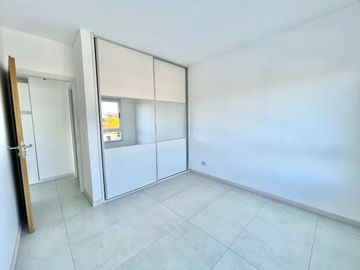 VENTA DEPTO ITUZAINGO NORTE 2AMB BALCON