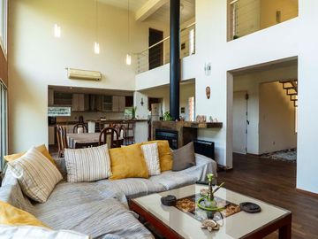 Venta Casa 3 Dorm Pileta Apta Crédito Maschwitz