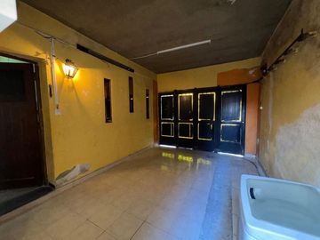 CASA EN VENTA EN ZONA SUR A REFACCIONAR