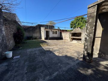 CASA EN VENTA EN ZONA SUR A REFACCIONAR