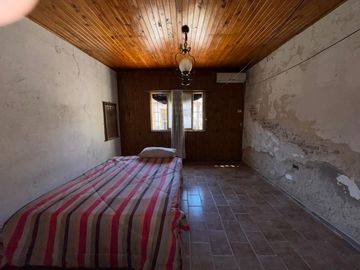 CASA EN VENTA EN ZONA SUR A REFACCIONAR