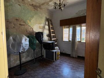 CASA EN VENTA EN ZONA SUR A REFACCIONAR