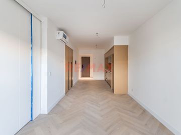 VENTA 2 AMBIENTES CON BALCON CABALLITO