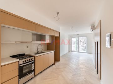 VENTA 2 AMBIENTES CON BALCON CABALLITO