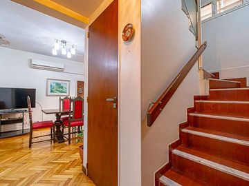 VENTA DUPLEX 4 AMBIENTES CABALLITO COCHERA FIJA