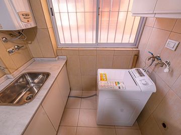 VENTA DUPLEX 4 AMBIENTES CABALLITO COCHERA FIJA