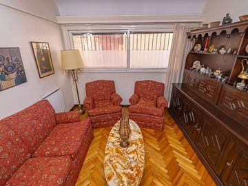 VENTA DUPLEX 4 AMBIENTES CABALLITO COCHERA FIJA