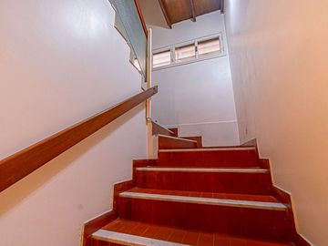 VENTA DUPLEX 4 AMBIENTES CABALLITO COCHERA FIJA