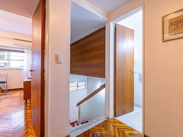 VENTA DUPLEX 4 AMBIENTES CABALLITO COCHERA FIJA