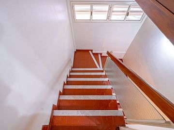 VENTA DUPLEX 4 AMBIENTES CABALLITO COCHERA FIJA