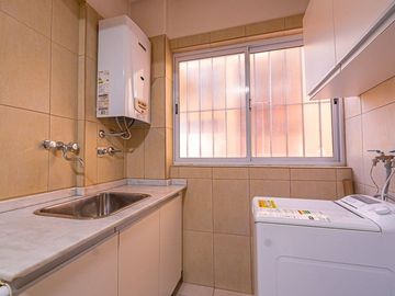 VENTA DUPLEX 4 AMBIENTES CABALLITO COCHERA FIJA