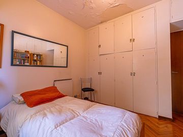 VENTA DUPLEX 4 AMBIENTES CABALLITO COCHERA FIJA