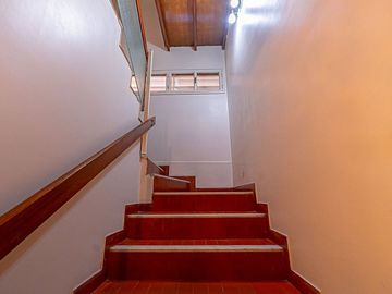 VENTA DUPLEX 4 AMBIENTES CABALLITO COCHERA FIJA