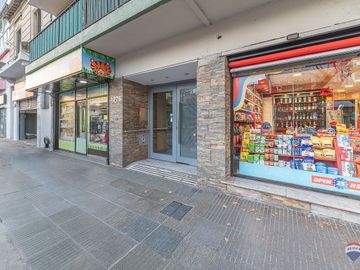 EN VENTA MONOAMBIENTE PISO ALTO SOL NUÑEZ