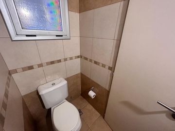 VENTA 3 AMBIENTES CON JARDIN/ COCHERA/ PILAR