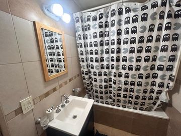 VENTA 3 AMBIENTES CON JARDIN/ COCHERA/ PILAR